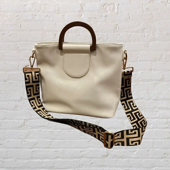 Anthropologie Urban Originals White Bag with Wooden Handles - Picture 1 of 9